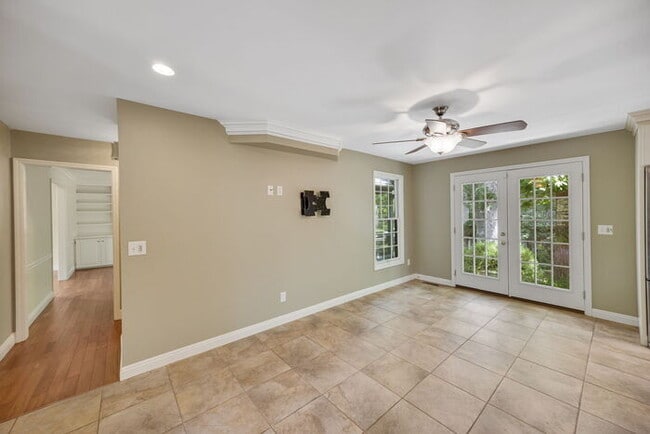 Building Photo - 12819 Huntercreek Rd