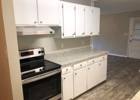 Building Photo - 2234 Harrison St SE