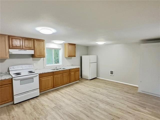 Building Photo - 646 East Ave