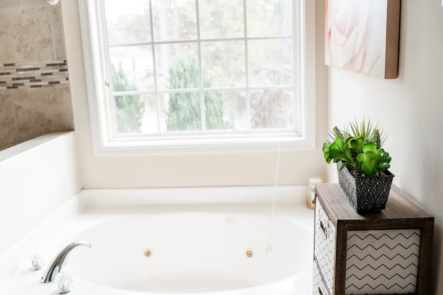 Building Photo - 4433 Pond Edge Rd