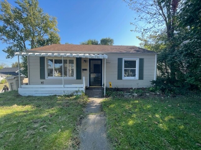 Primary Photo - 1902 S Walnut St