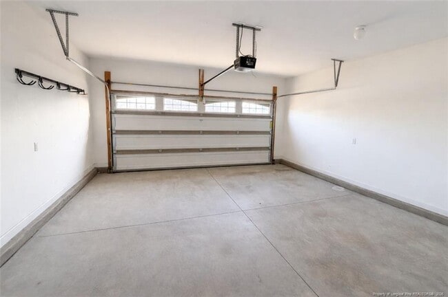 Building Photo - 5337 Nessee St