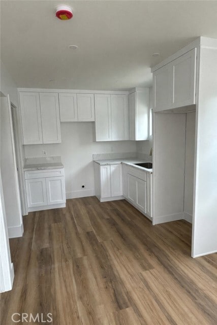 Building Photo - 551 W Crescent Dr