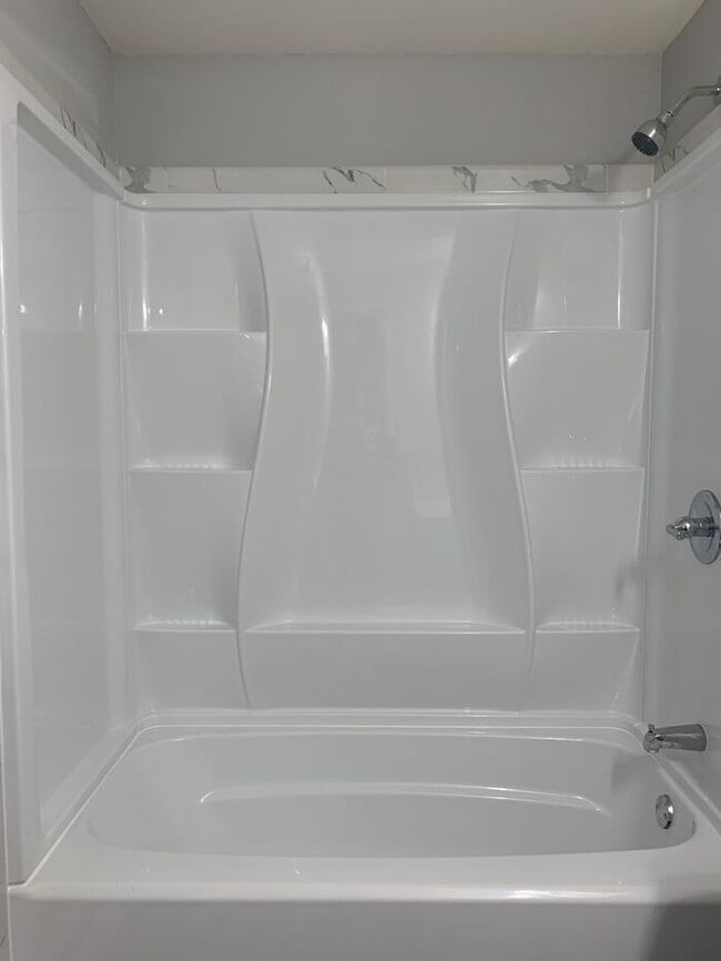 Building Photo - Updated 2 bedroom ranch in north Loveland! RENT INCLUDES: Water/Sewer/Gas/Trash/Common Area Electric