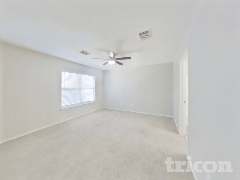 Building Photo - 10170 Paddlefish Creek