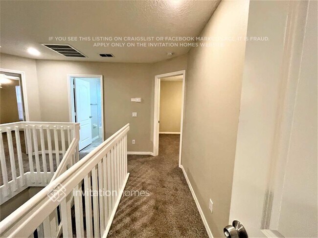 Building Photo - 9464 Leatherwood Ave