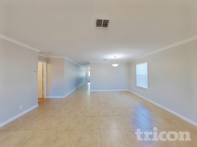 Building Photo - 11703 Silver Prairie