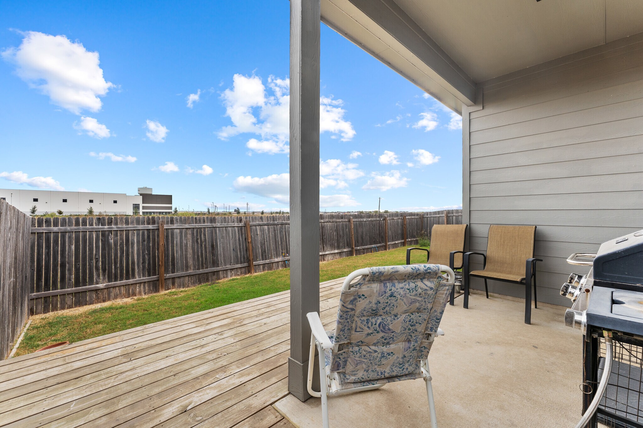 Building Photo - 129 Escondido Cir