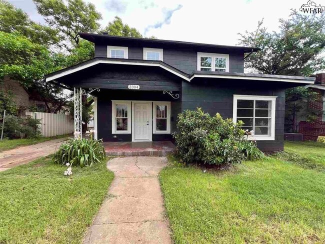 Primary Photo - 2304 Talunar Ln
