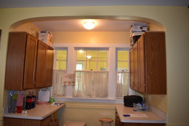 Building Photo - 724 Cty A12