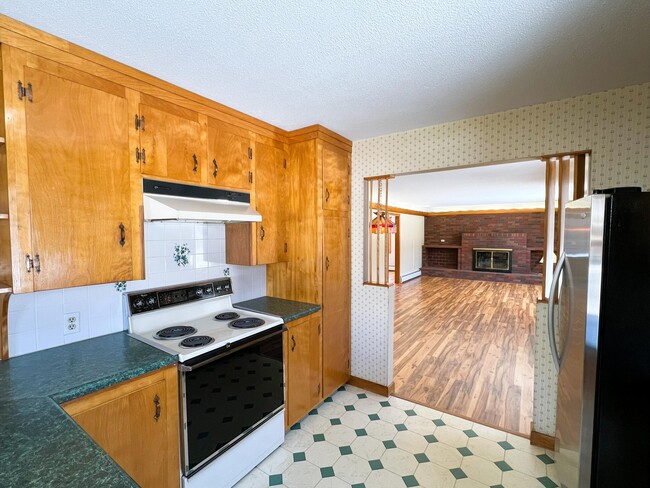 Building Photo - 468 Brunswick Ave