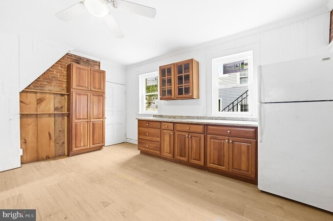 Building Photo - 3110 Main St