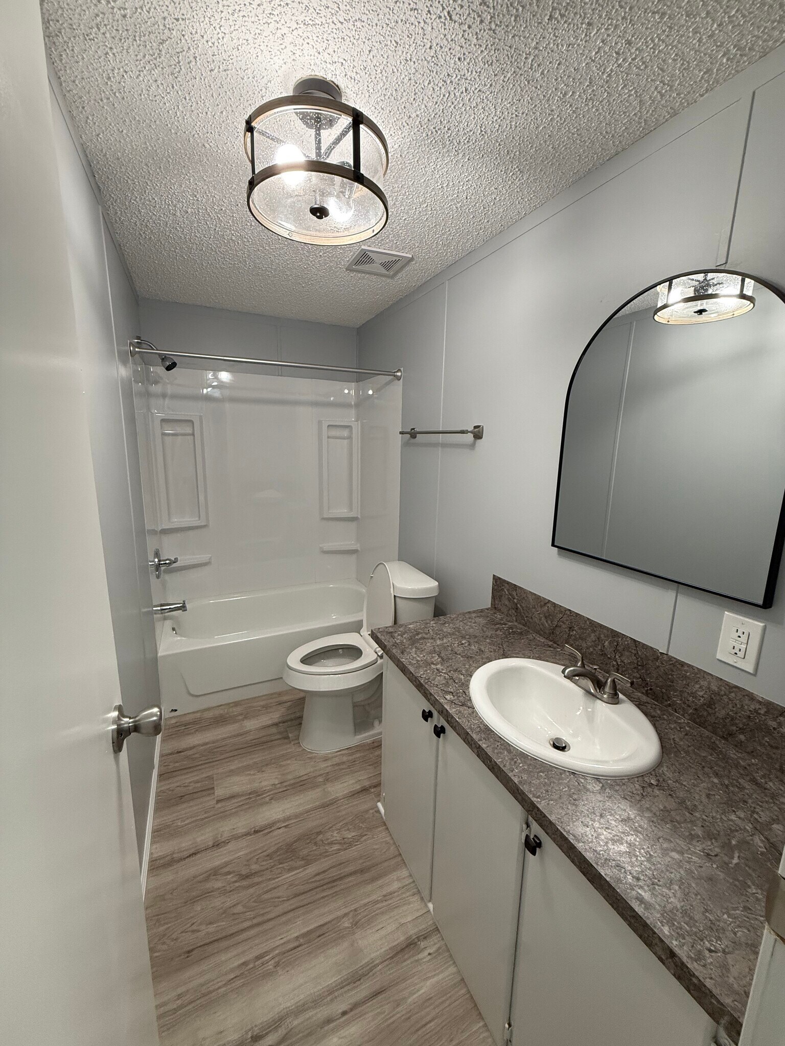 Bathroom 2 - 516 Crouch Rd
