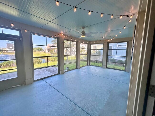 Building Photo - 634 Plantation Oaks Dr