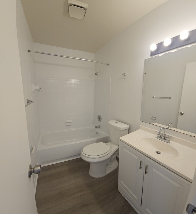 Building Photo - 4537 Treehouse Ln