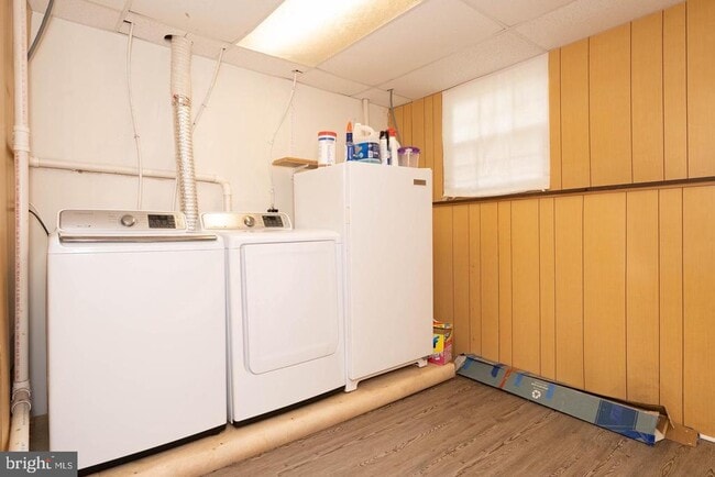 Building Photo - 4683 Joanna Ct