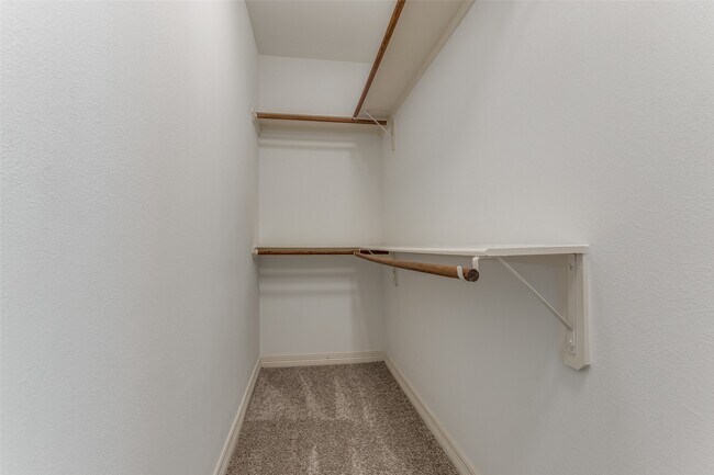 Building Photo - 5305 Egbert St