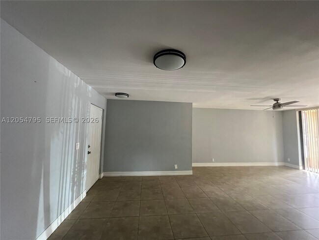 Building Photo - 5801 Riverside Dr