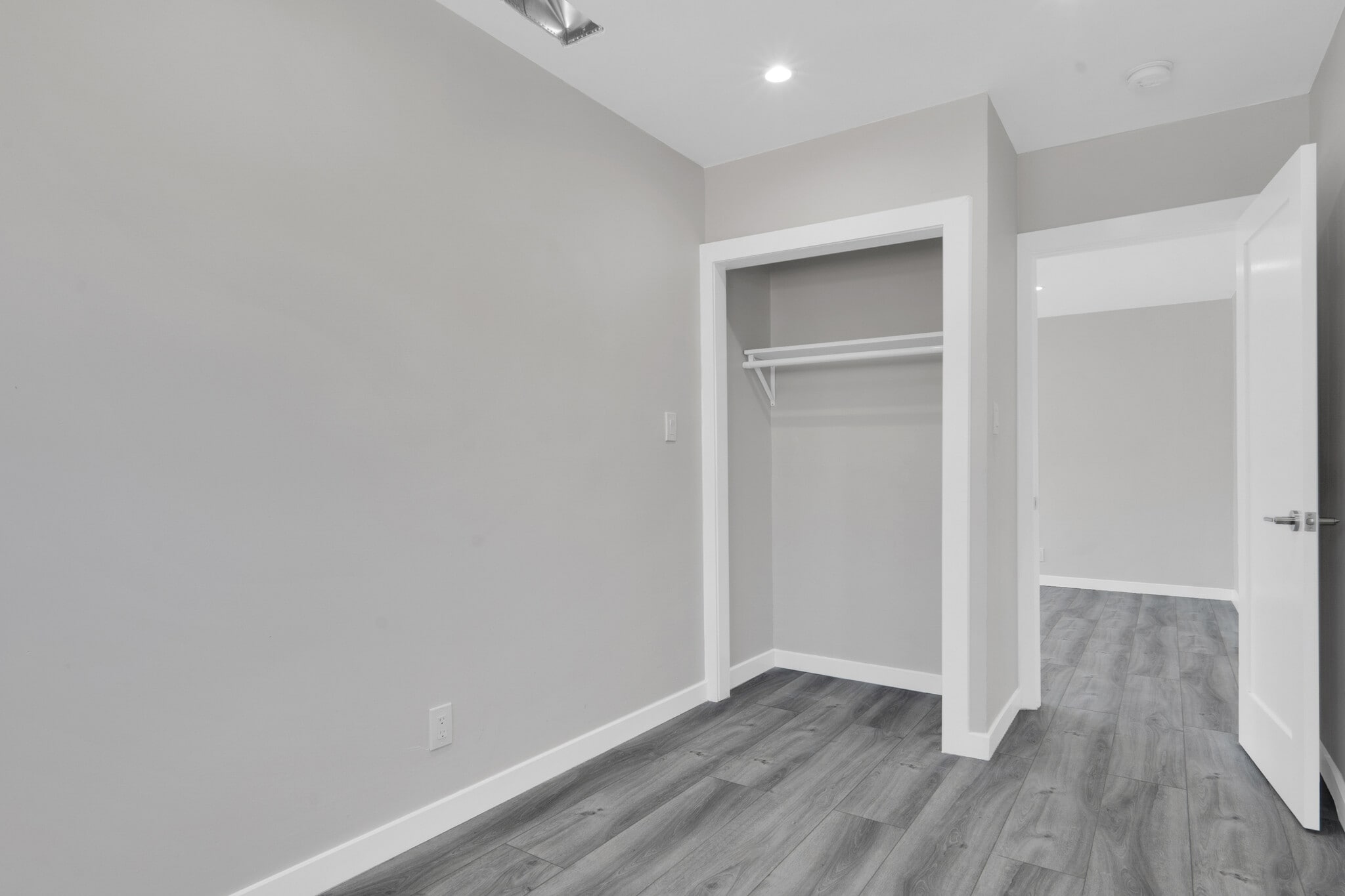 Building Photo - 5973 Guthrie Ave