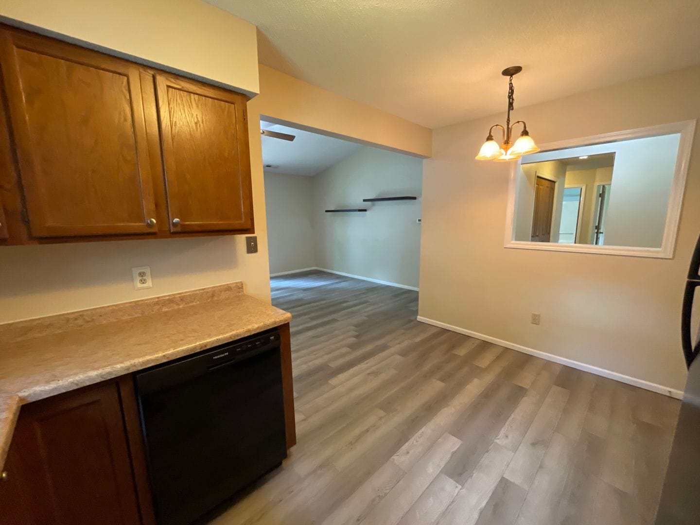 Building Photo - 9904 Mustang Dr