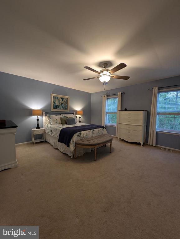 Building Photo - 609 Hartland Ct
