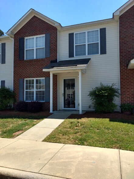 Primary Photo - 4135 Dudleys Grant Dr