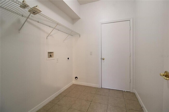 Building Photo - 16543 Cedar Run Dr