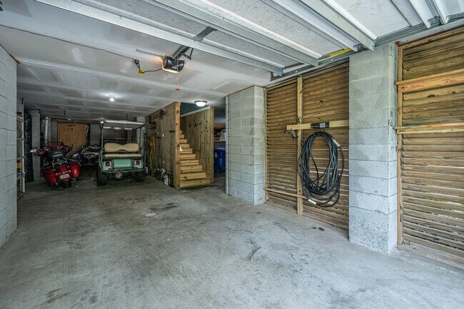 Building Photo - 3711 Tip Ln