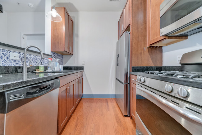 Building Photo - 1425 11th St NW