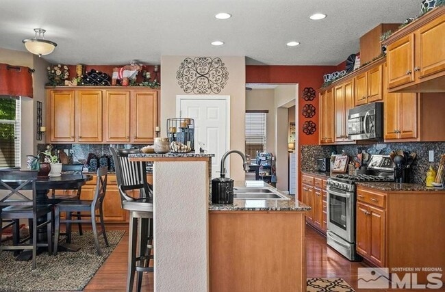 Building Photo - 2481 Hibernica Ln