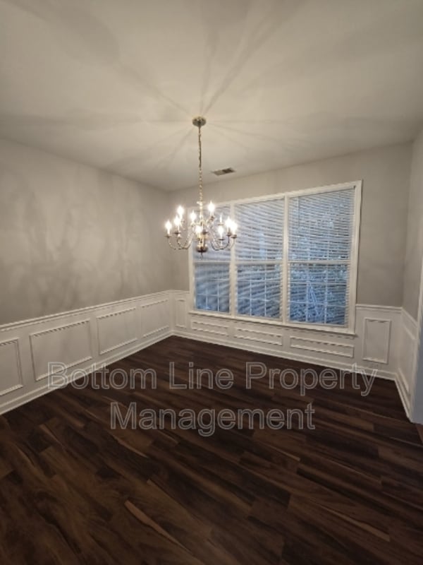 Building Photo - 7803 Harrington Woods Rd