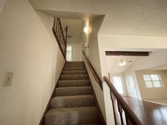 Building Photo - 12943 Lemur Ln