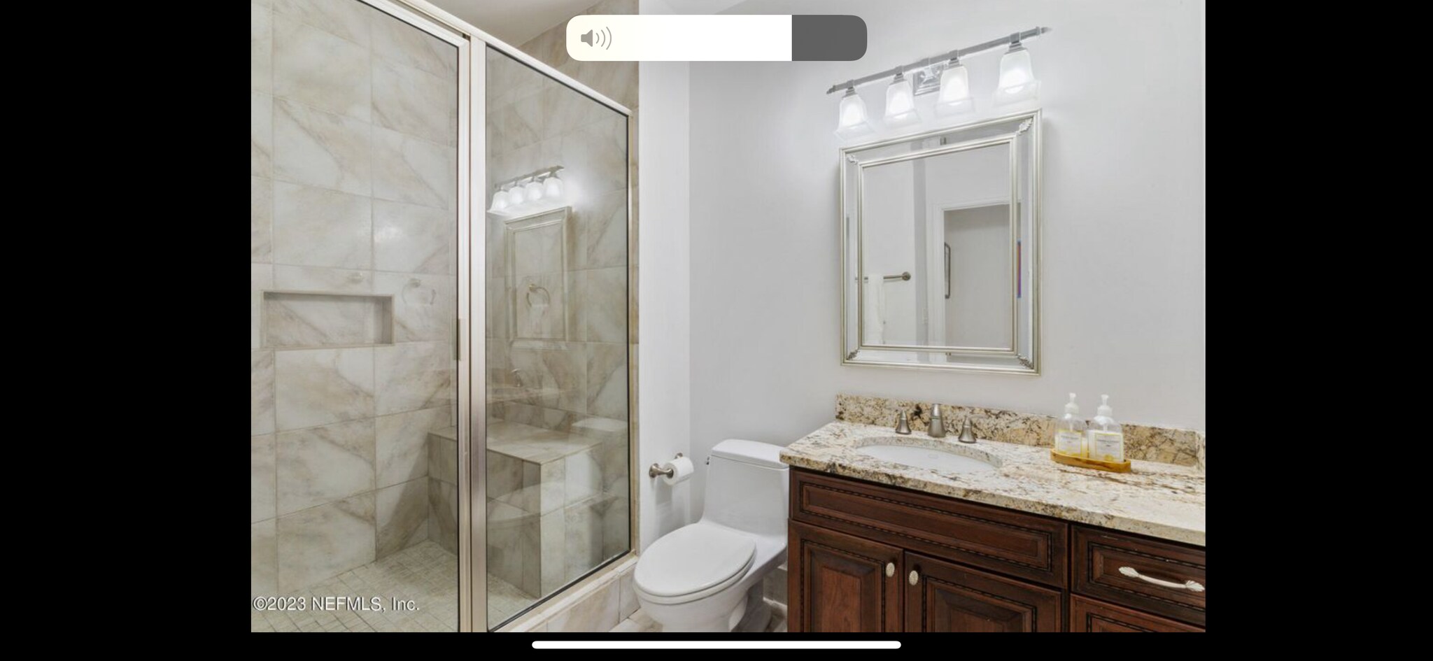 Building Photo - 400 E Bay St