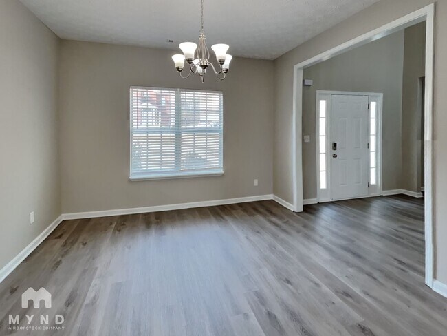 Building Photo - 3302 Summer Brooke Ln