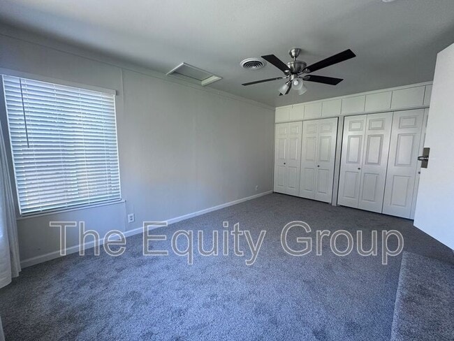 Building Photo - 1610 W College Ave