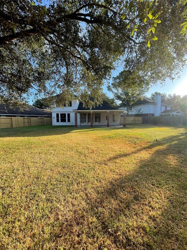 Building Photo - 16507 Shady Canyon Ct
