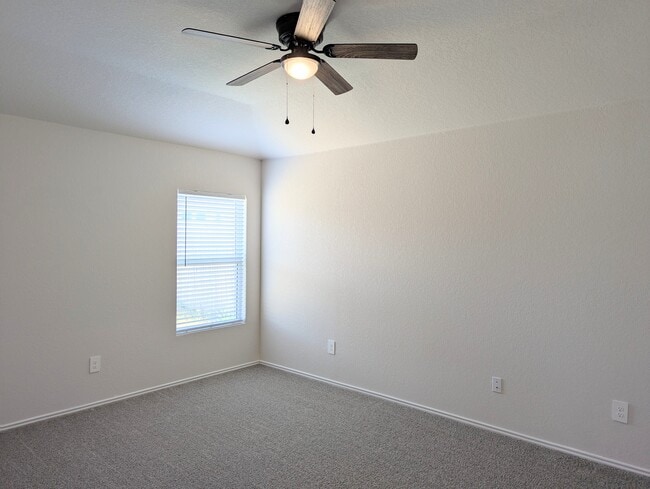 Building Photo - 523 Roquefort St