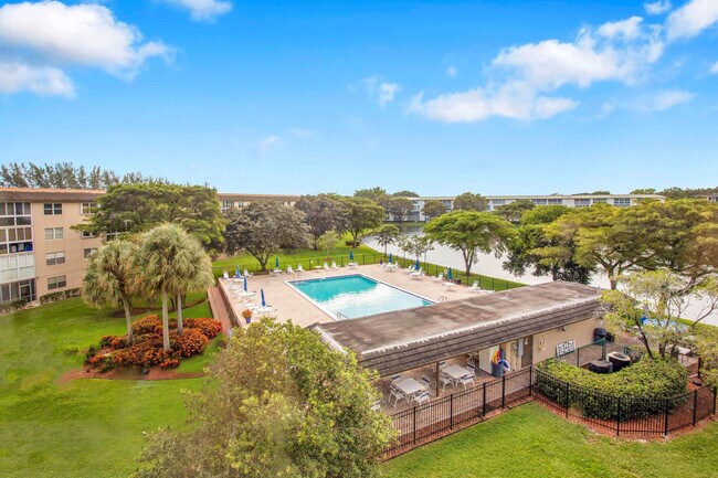 Building Photo - 1702 Andros Isle