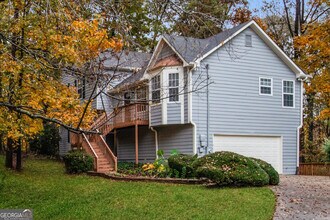 Building Photo - 127 Kingswood Dr