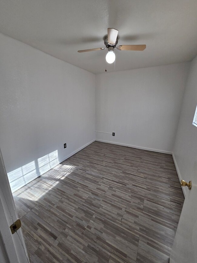 Building Photo - 1460 Linden Way