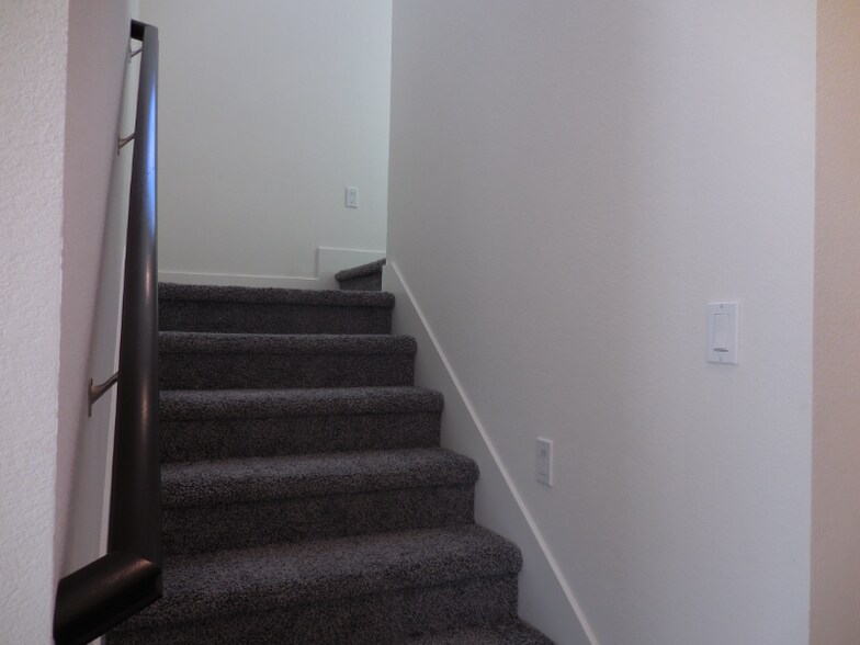 Building Photo - 3978 Scordia Way