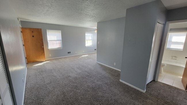 Building Photo - 4405 Landside Dr