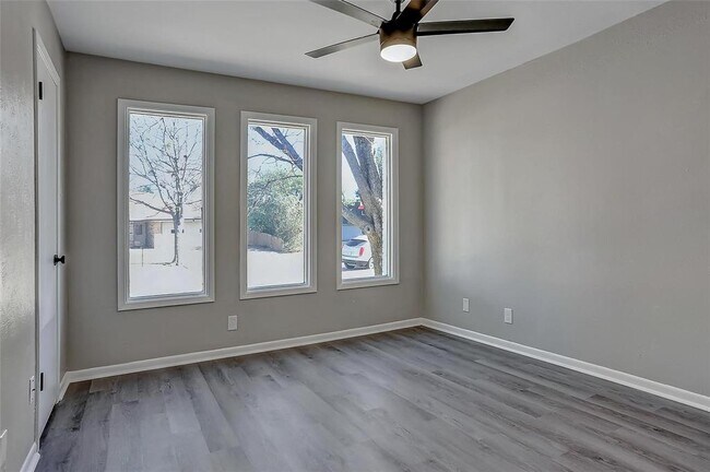 Building Photo - 3014 Northridge Dr