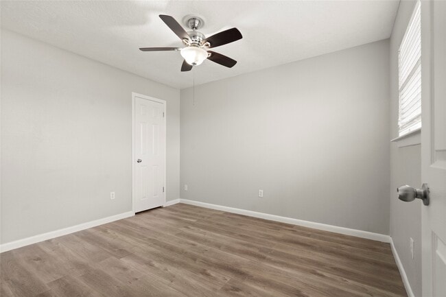 Building Photo - 907 Northbend Dr