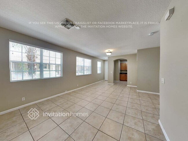 Building Photo - 1428 W Wickham Cir