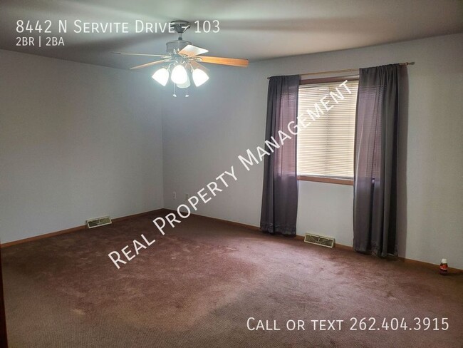 Building Photo - 8442 N Servite Dr