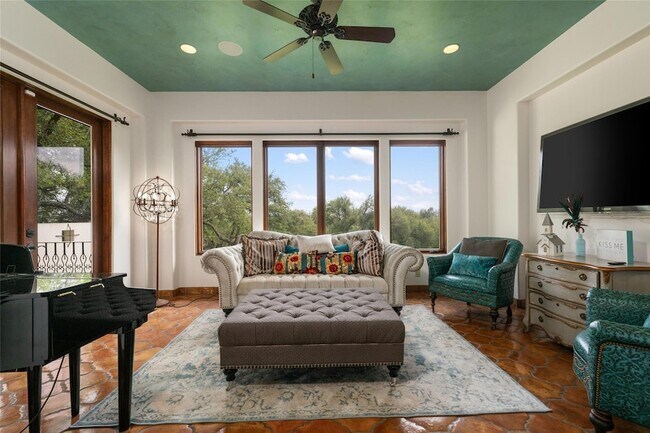 Building Photo - 18033 Glenville Cove