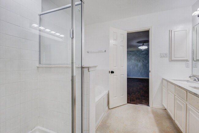 Building Photo - 519 Darlene Trail