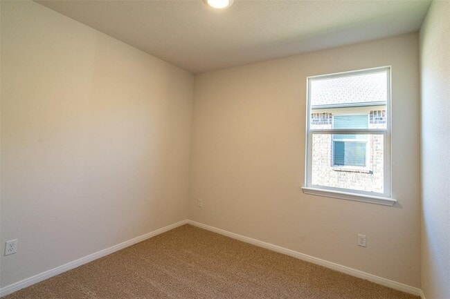 Building Photo - 233 Brooklyn Dr