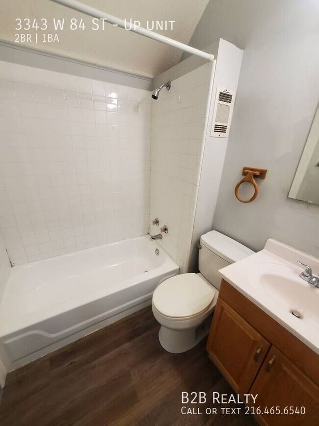 Building Photo - 3343 W 84th St